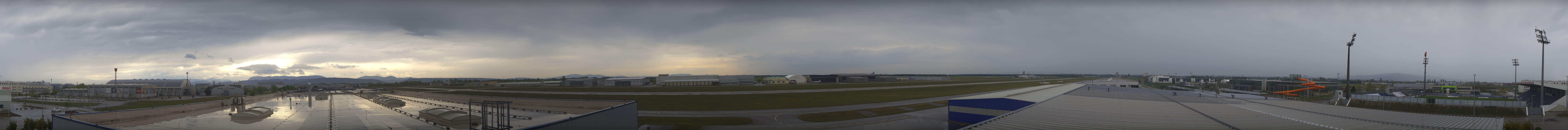 Archiv Foto Webcam Panorama Flugplatz Wiener Neustadt OST