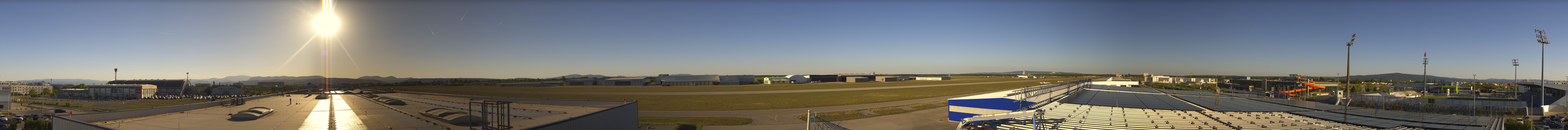 Archiv Foto Webcam Panorama Flugplatz Wiener Neustadt OST