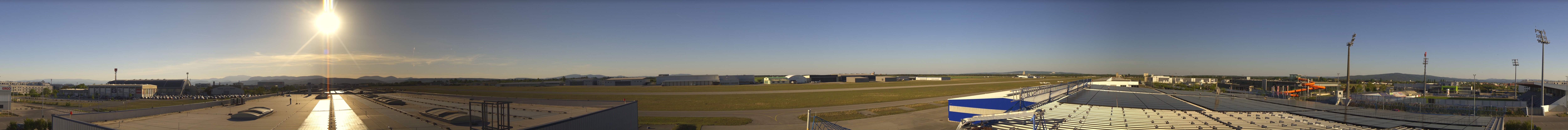 Archiv Foto Webcam Panorama Flugplatz Wiener Neustadt OST