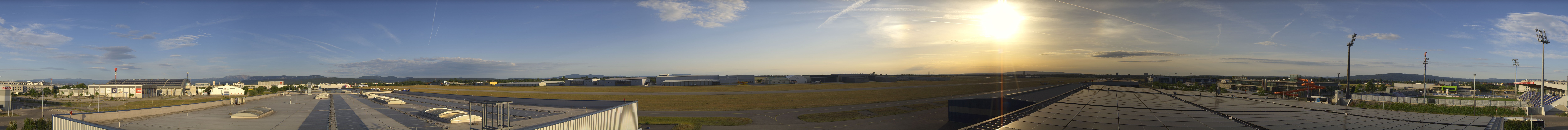 Archiv Foto Webcam Panorama Flugplatz Wiener Neustadt OST