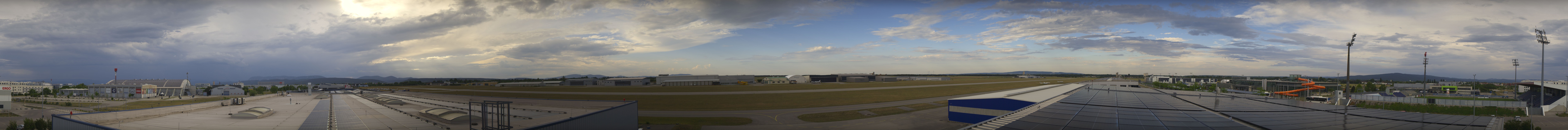 Archiv Foto Webcam Panorama Flugplatz Wiener Neustadt OST