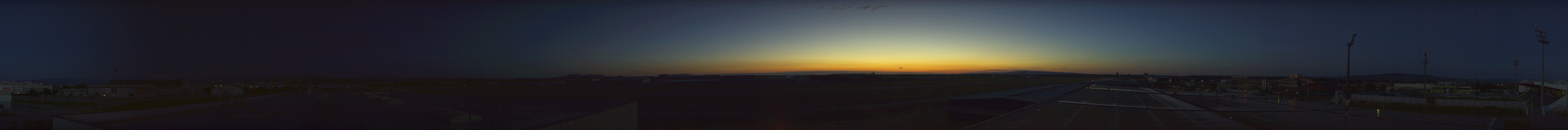 Archiv Foto Webcam Panorama Flugplatz Wiener Neustadt OST