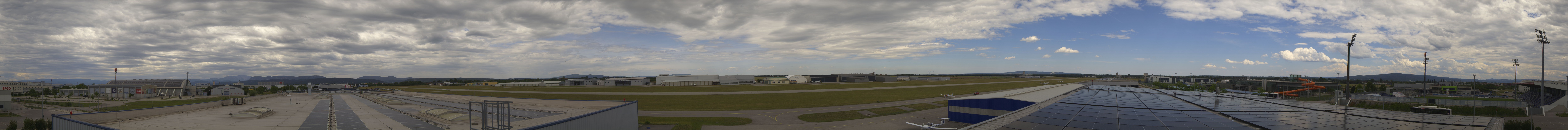 Archiv Foto Webcam Panorama Flugplatz Wiener Neustadt OST