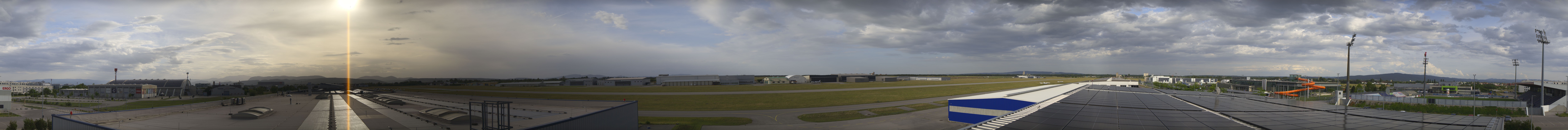Archiv Foto Webcam Panorama Flugplatz Wiener Neustadt OST