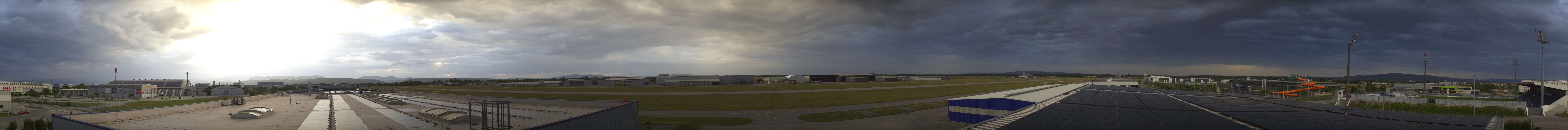 Archiv Foto Webcam Panorama Flugplatz Wiener Neustadt OST