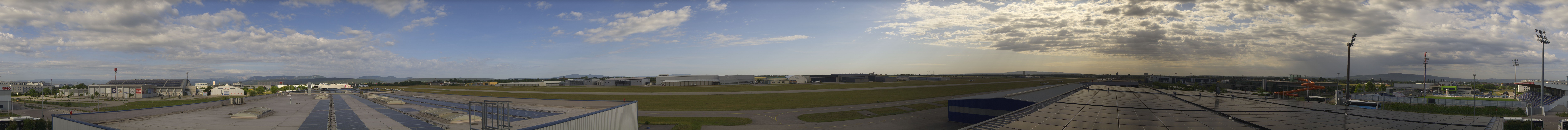Archiv Foto Webcam Panorama Flugplatz Wiener Neustadt OST