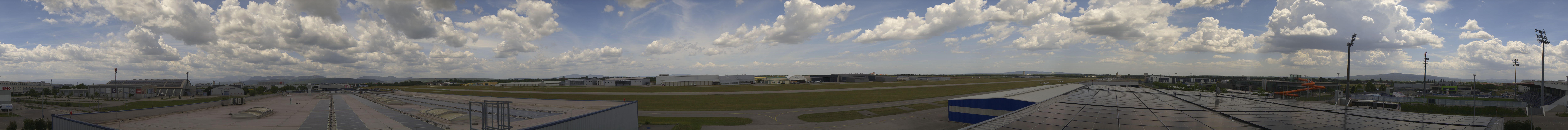 Archiv Foto Webcam Panorama Flugplatz Wiener Neustadt OST