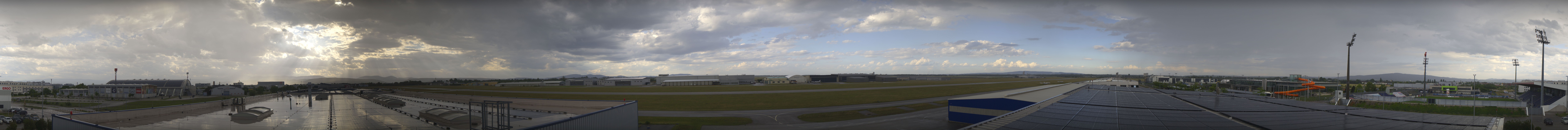 Archiv Foto Webcam Panorama Flugplatz Wiener Neustadt OST