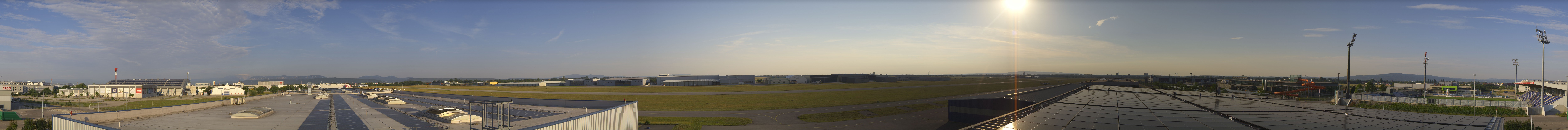 Archiv Foto Webcam Panorama Flugplatz Wiener Neustadt OST