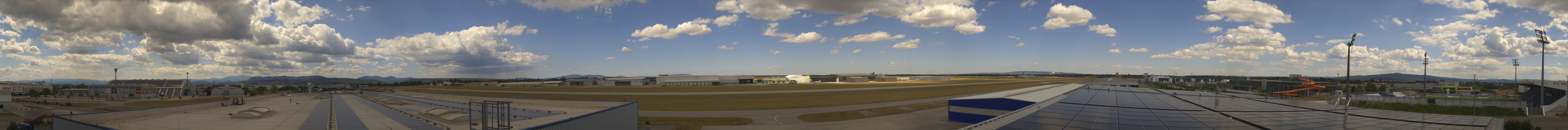 Archiv Foto Webcam Panorama Flugplatz Wiener Neustadt OST