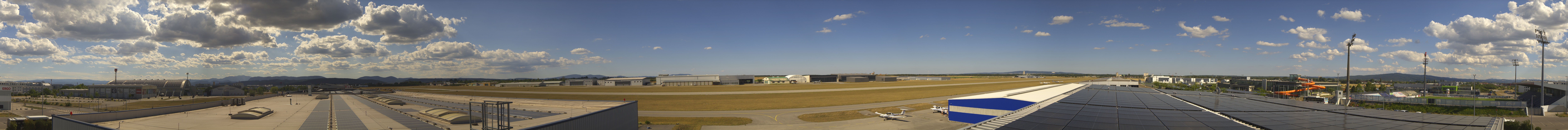 Archiv Foto Webcam Panorama Flugplatz Wiener Neustadt OST