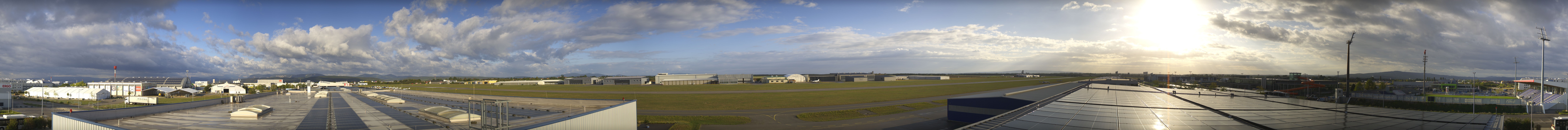 Archived image Webcam Panoramic view Loan Airport