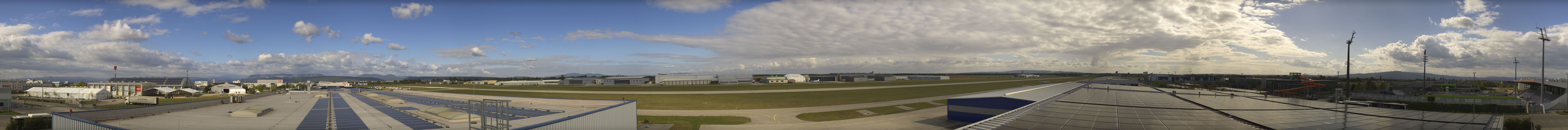 Archived image Webcam Panoramic view Loan Airport