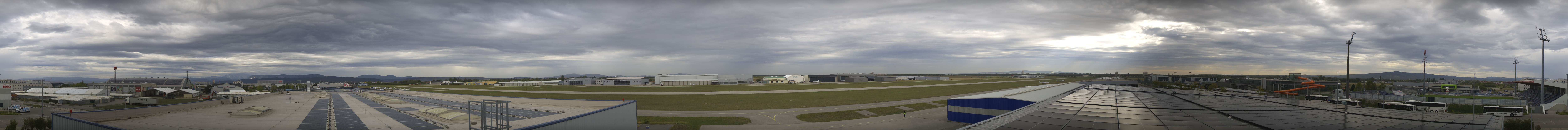 Archiv Foto Webcam Panorama Flugplatz Wiener Neustadt OST
