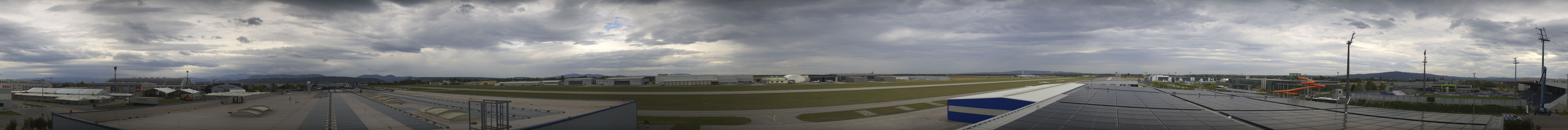 Archiv Foto Webcam Panorama Flugplatz Wiener Neustadt OST