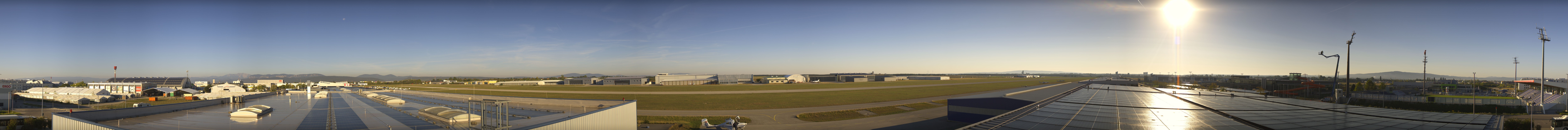 Archiv Foto Webcam Panorama Flugplatz Wiener Neustadt OST
