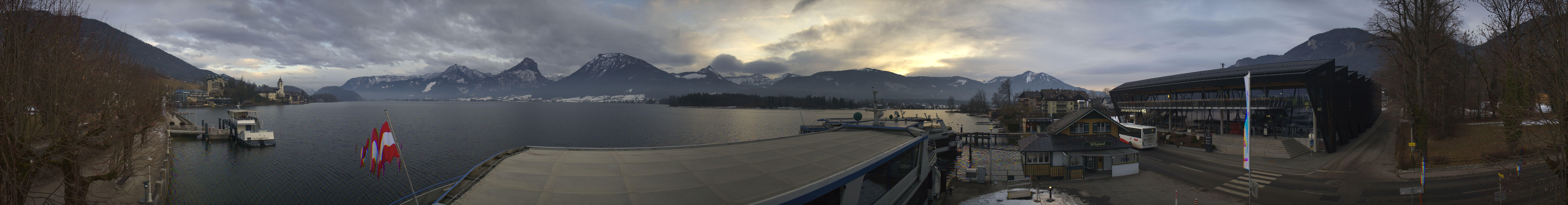 Archiv Foto Webcam Anlegesteg und Bahnhof am Wolfgangsee