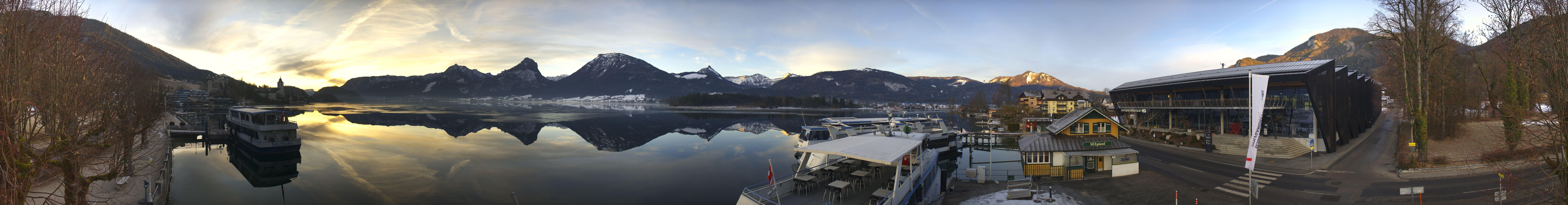 Archiv Foto Webcam Anlegesteg und Bahnhof am Wolfgangsee