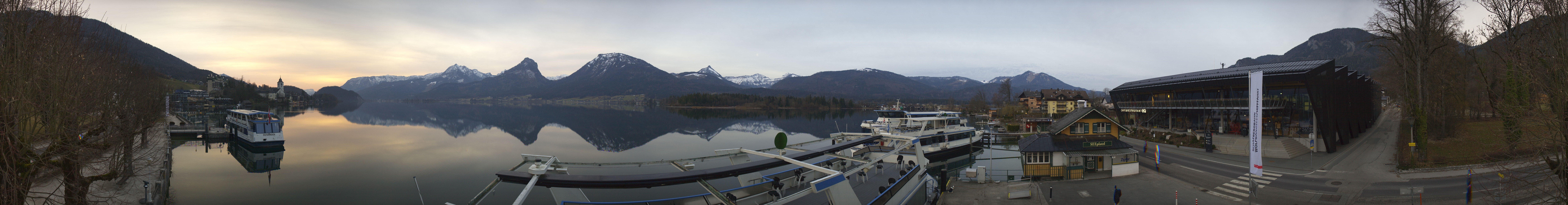 Archiv Foto Webcam Anlegesteg und Bahnhof am Wolfgangsee