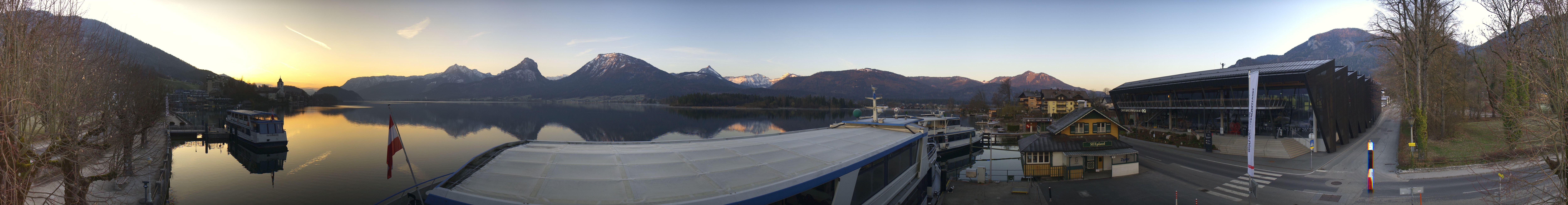 Archiv Foto Webcam Anlegesteg und Bahnhof am Wolfgangsee