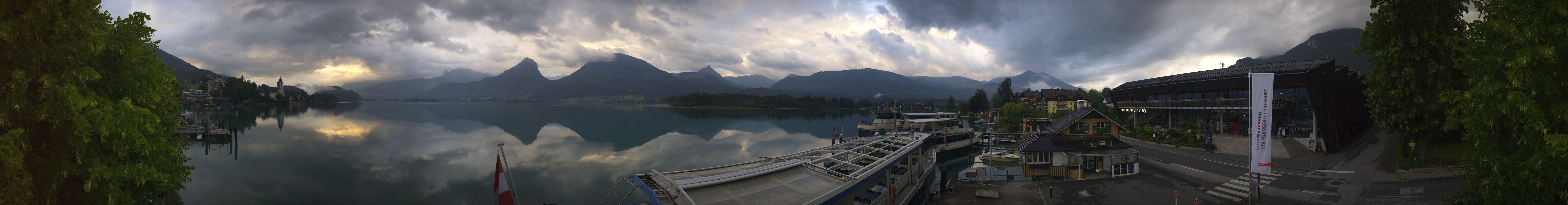 Archiv Foto Webcam Anlegesteg und Bahnhof am Wolfgangsee
