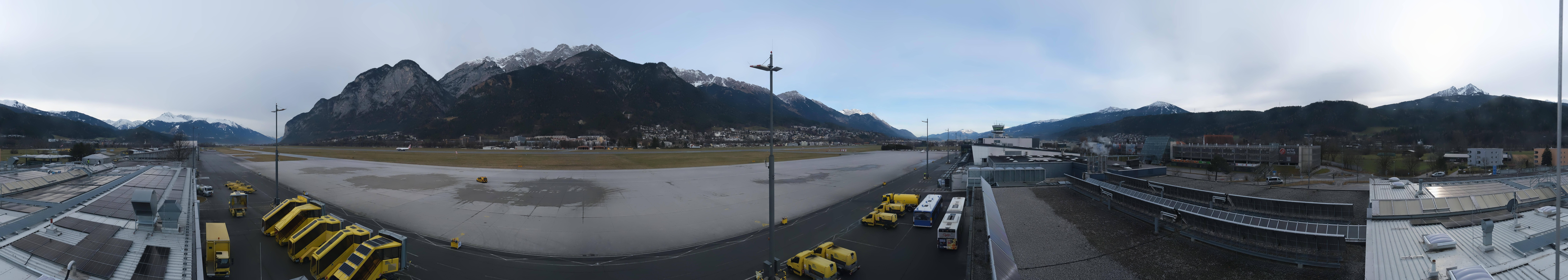 Archiv Foto Webcam Panorama Innsbruck Flughafen