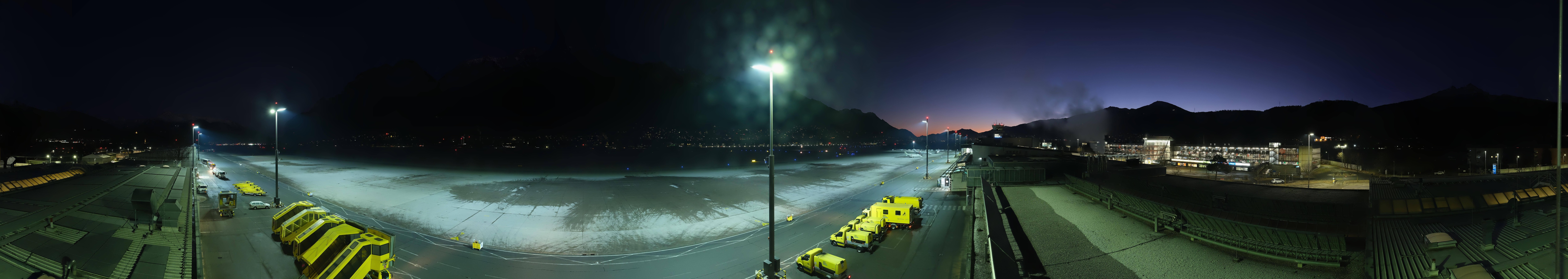 Archiv Foto Webcam Panorama Innsbruck Flughafen