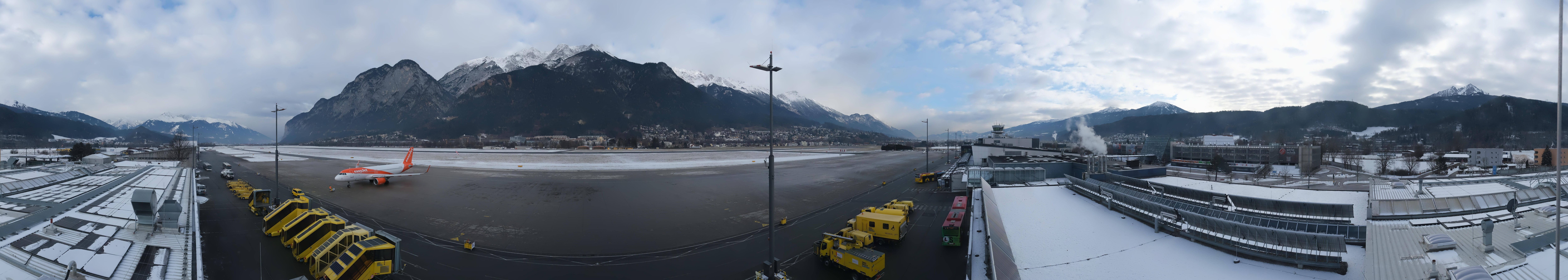 Archiv Foto Webcam Panorama Innsbruck Flughafen