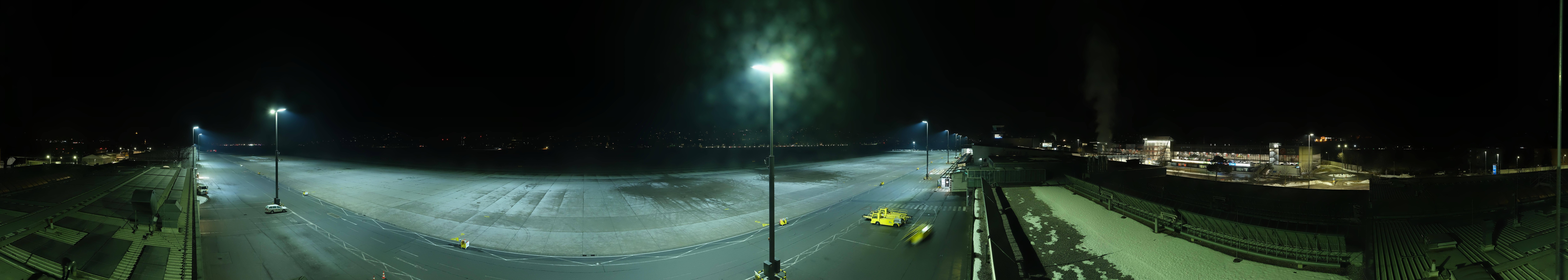 Archived image Webcam Airport Innsbruck Panorama