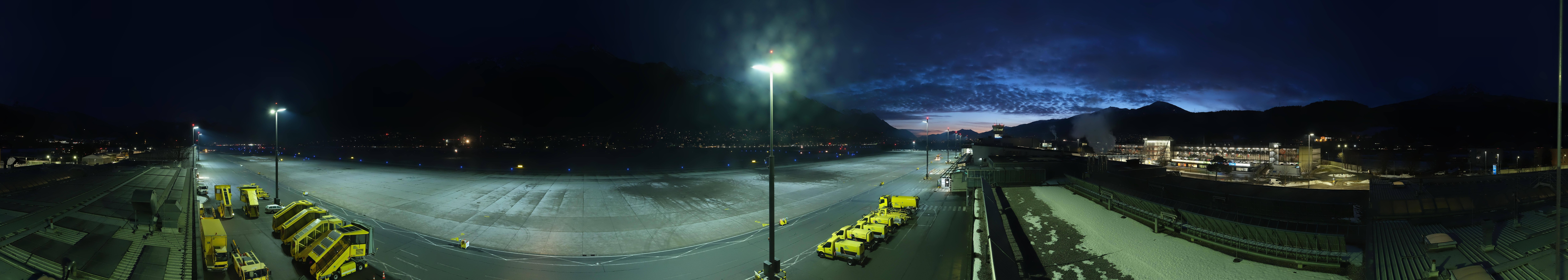 Archived image Webcam Airport Innsbruck Panorama
