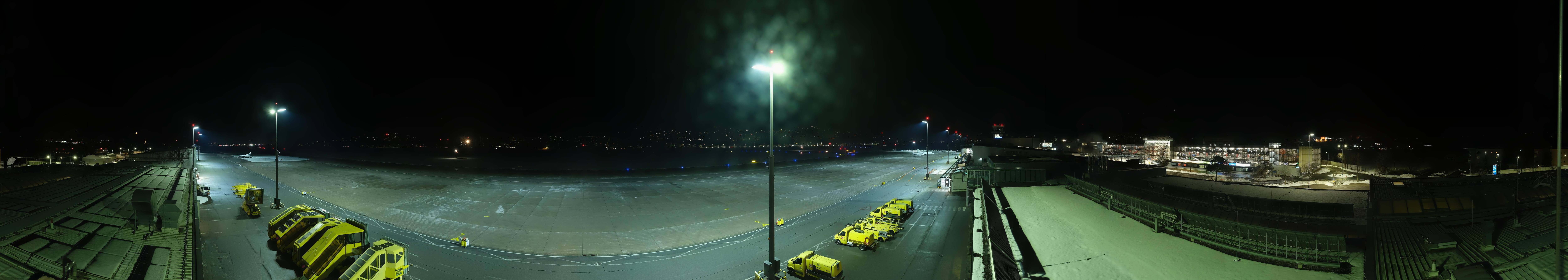 Archiv Foto Webcam Panorama Innsbruck Flughafen