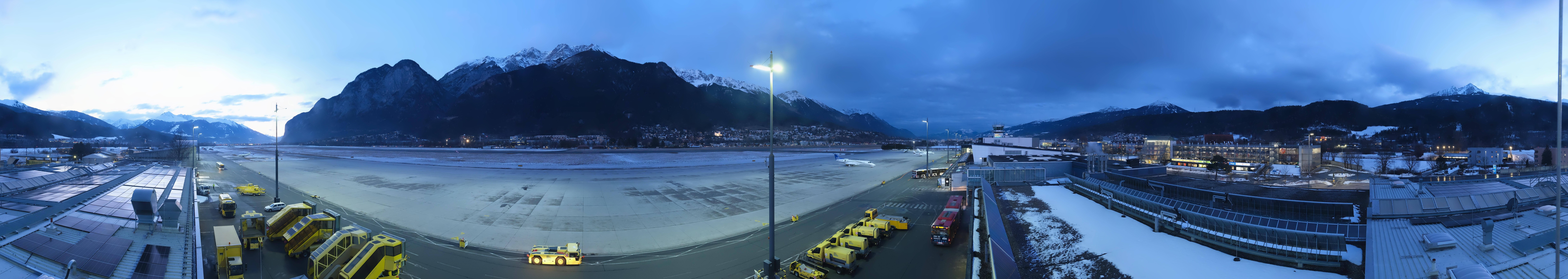 Archiv Foto Webcam Panorama Innsbruck Flughafen