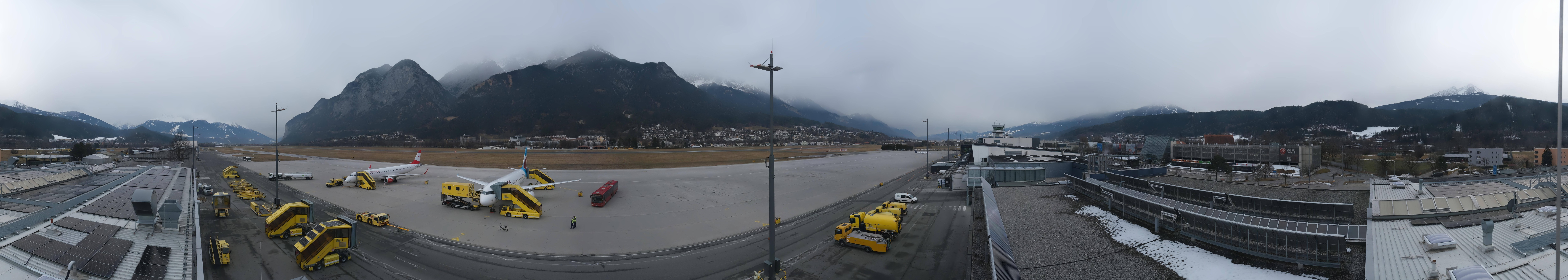 Archiv Foto Webcam Panorama Innsbruck Flughafen