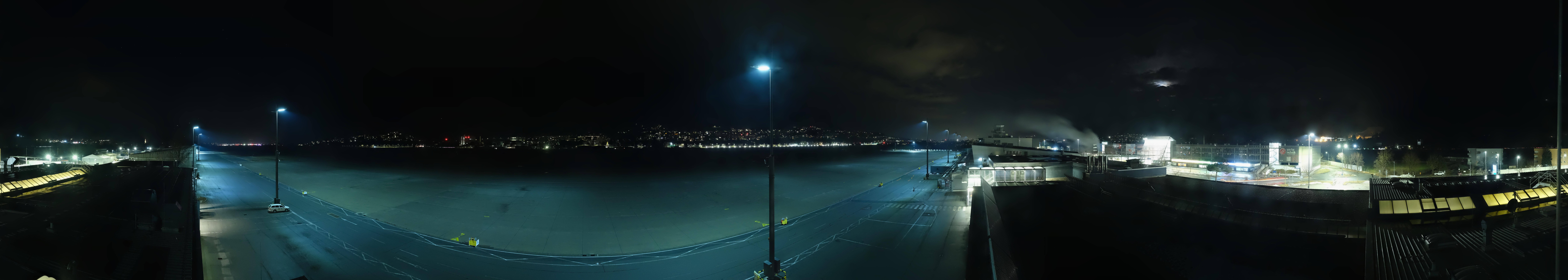 Archived image Webcam Airport Innsbruck Panorama