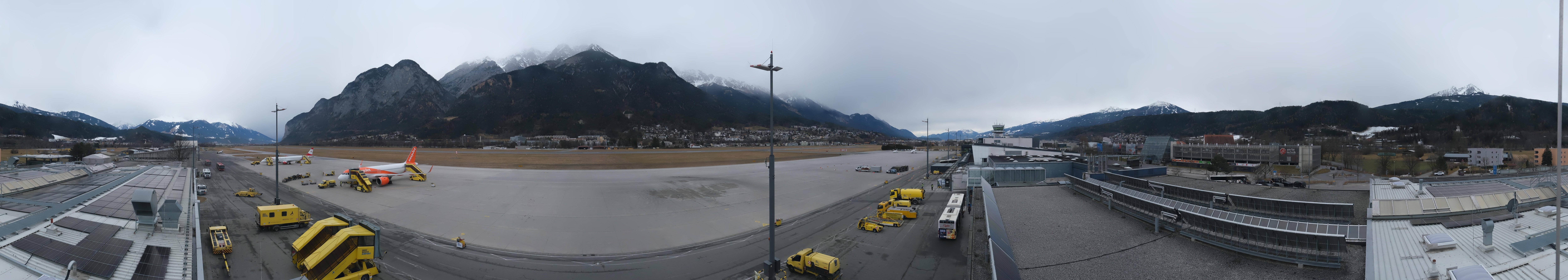 Archiv Foto Webcam Panorama Innsbruck Flughafen