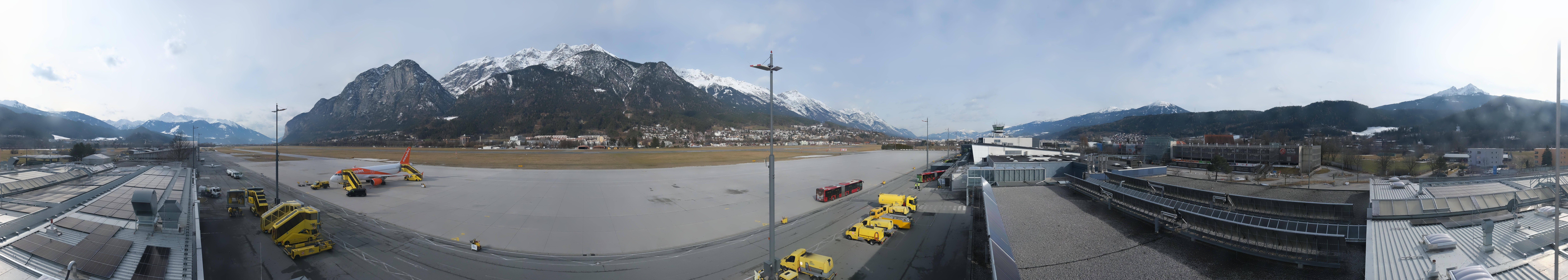 Archiv Foto Webcam Panorama Innsbruck Flughafen