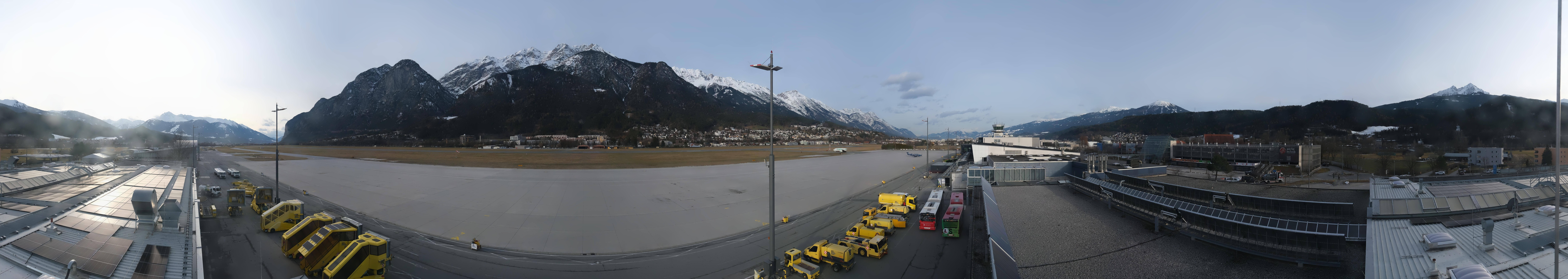 Archiv Foto Webcam Panorama Innsbruck Flughafen