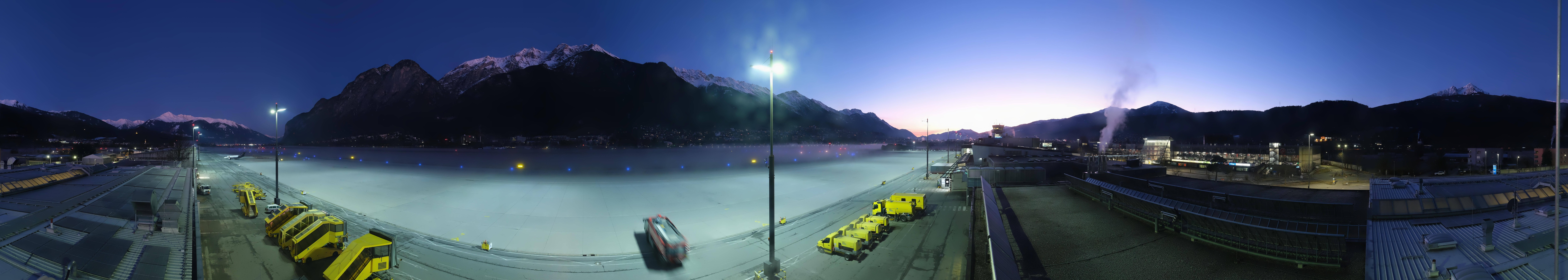 Archiv Foto Webcam Panorama Innsbruck Flughafen