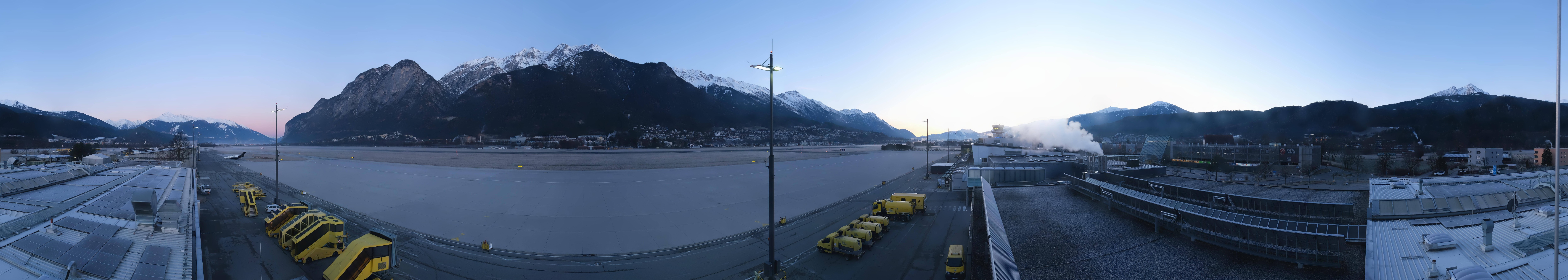 Archiv Foto Webcam Panorama Innsbruck Flughafen