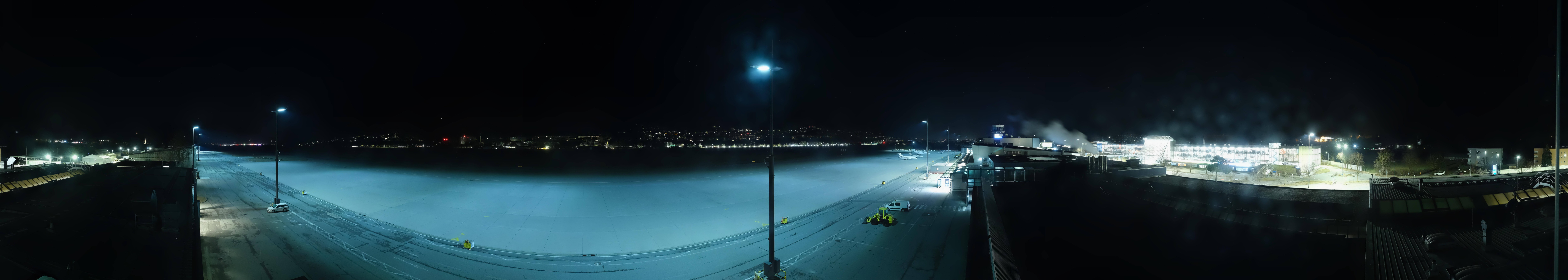 Archived image Webcam Airport Innsbruck Panorama