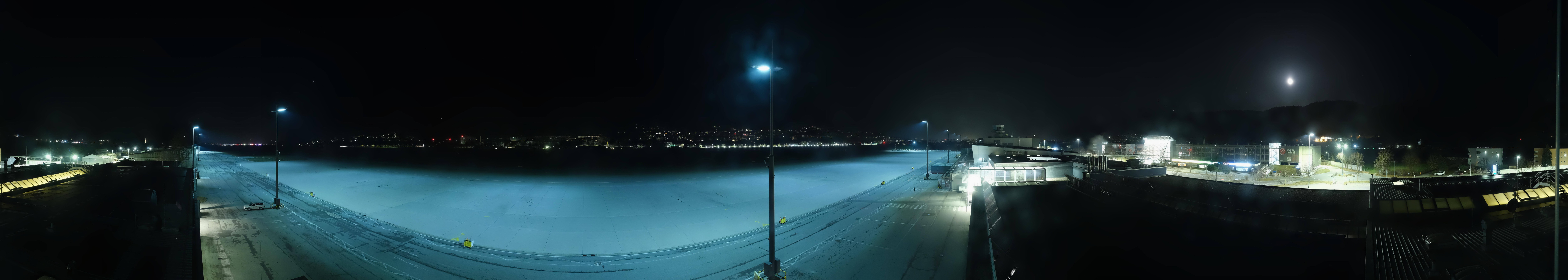 Archived image Webcam Airport Innsbruck Panorama