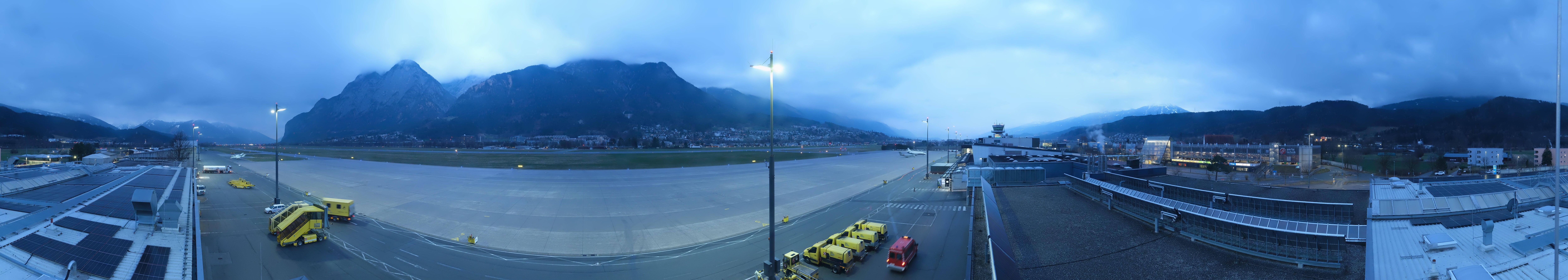 Archiv Foto Webcam Panorama Innsbruck Flughafen