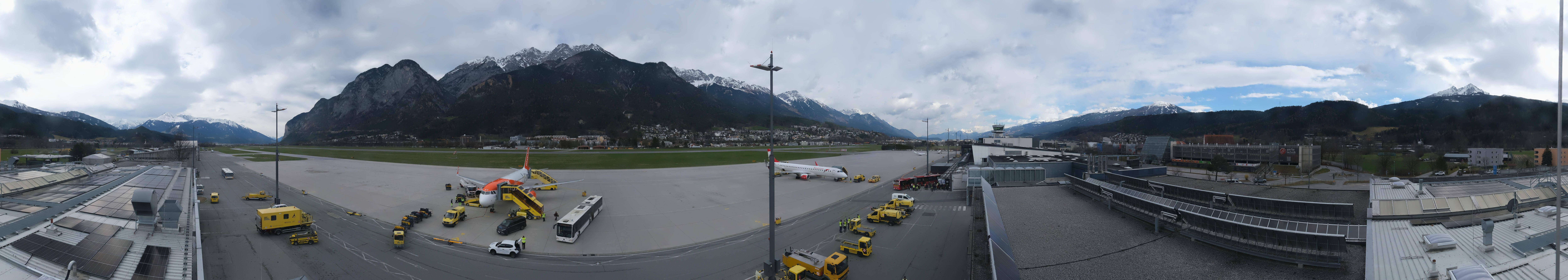 Archiv Foto Webcam Panorama Innsbruck Flughafen
