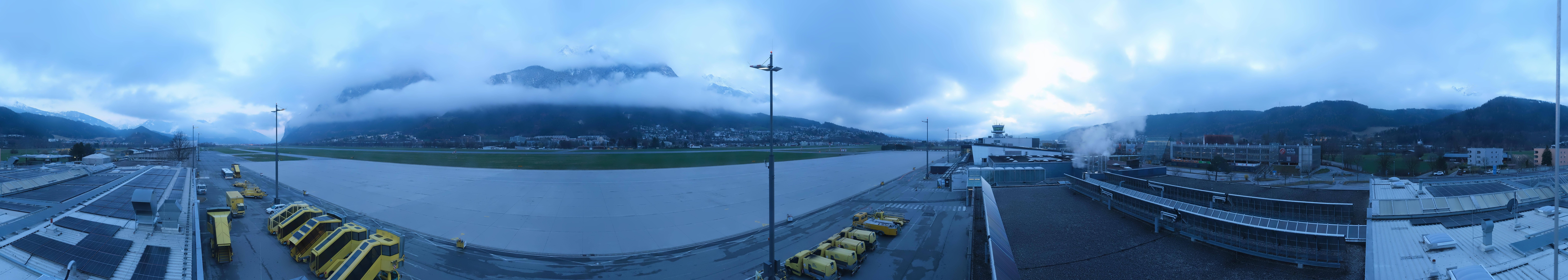 Archiv Foto Webcam Panorama Innsbruck Flughafen