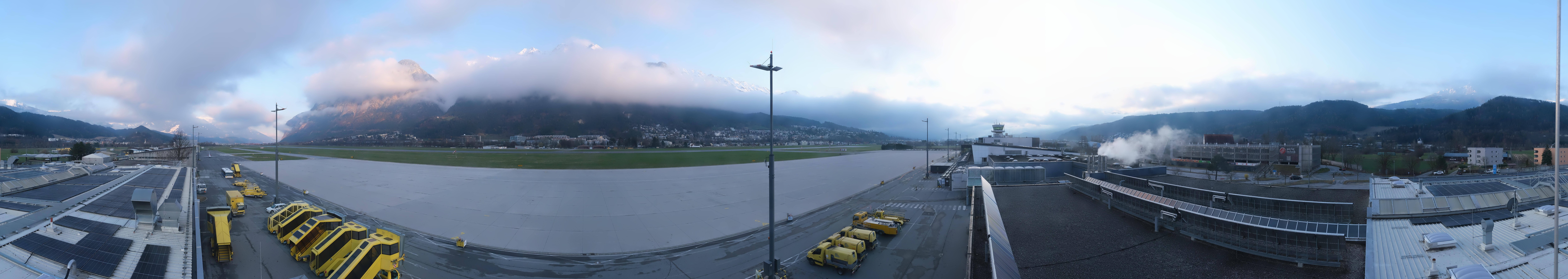 Archiv Foto Webcam Panorama Innsbruck Flughafen