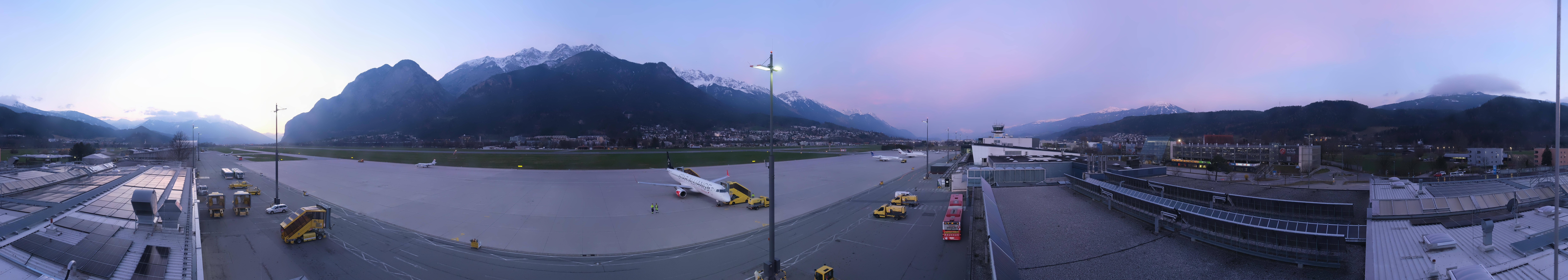 Archiv Foto Webcam Panorama Innsbruck Flughafen