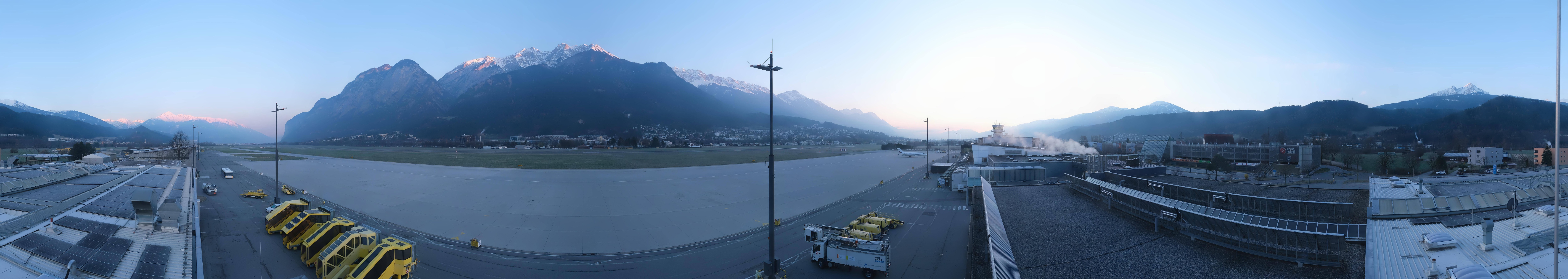 Archived image Webcam Airport Innsbruck Panorama