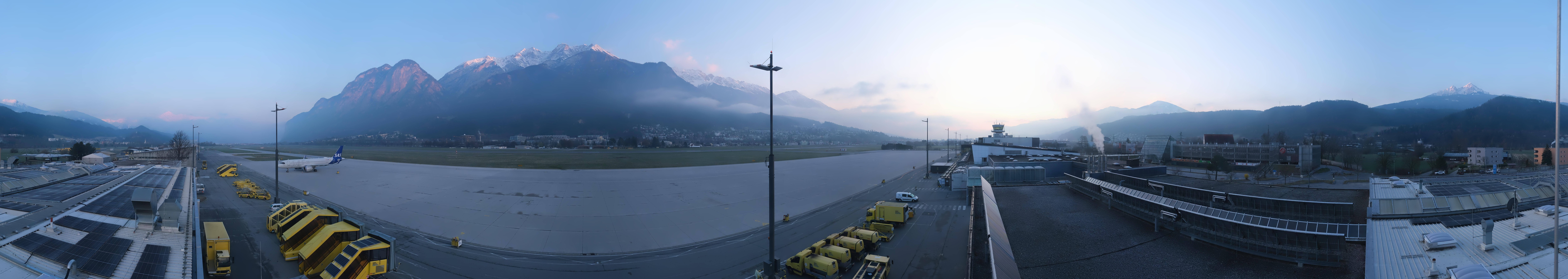 Archiv Foto Webcam Panorama Innsbruck Flughafen