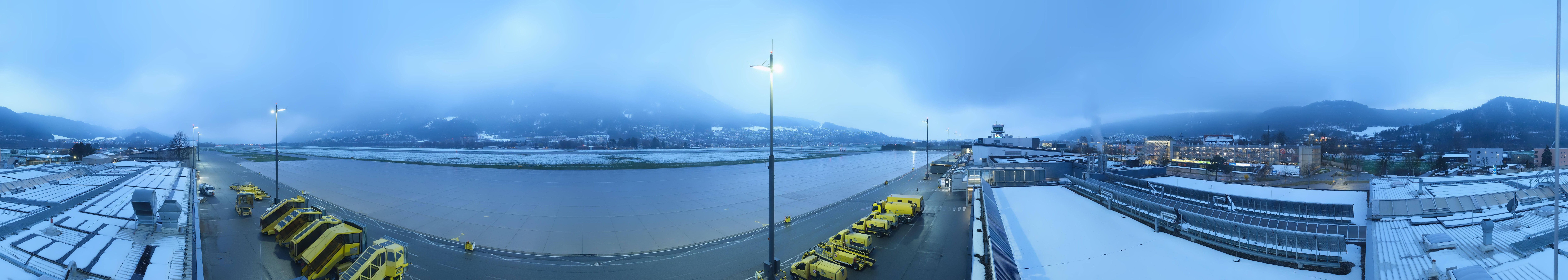 Archiv Foto Webcam Panorama Innsbruck Flughafen