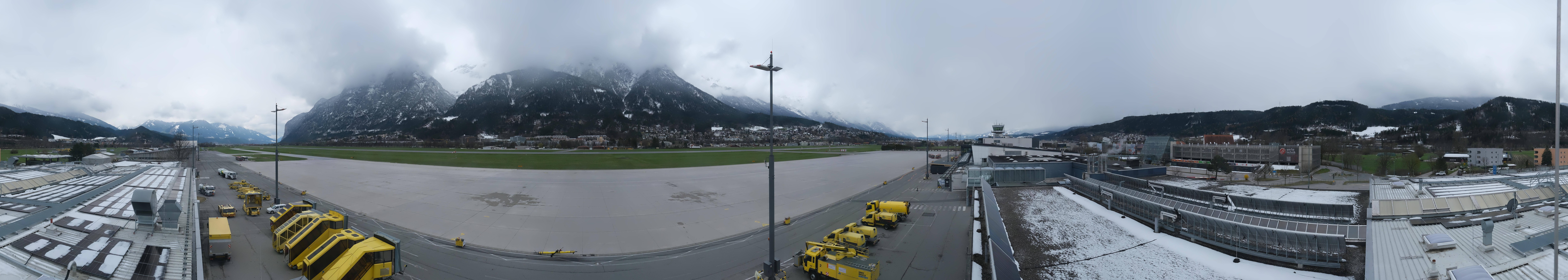 Archiv Foto Webcam Panorama Innsbruck Flughafen